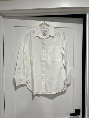 Free Assembly white button down